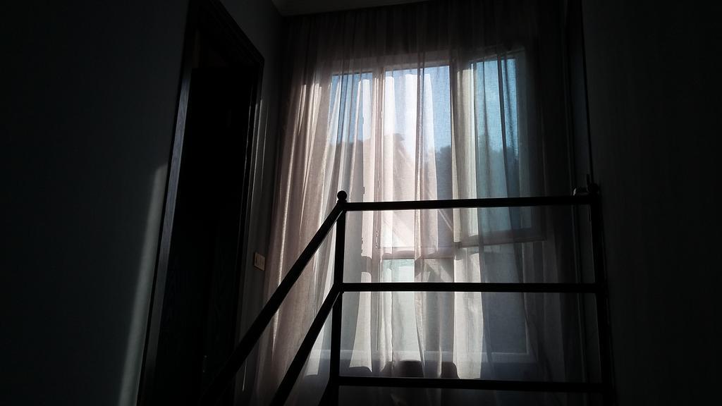 Maiko'S House Hotel Batumi Ngoại thất bức ảnh
